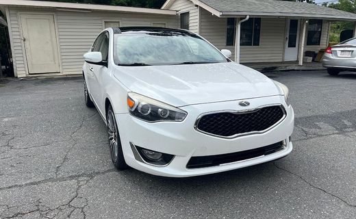 2016 Kia Cadenza Luxury