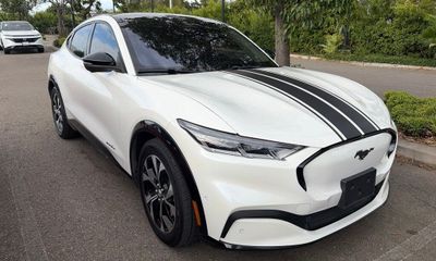 2023 Ford Mustang Mach-E Premium