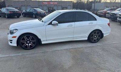 2013 Mercedes-Benz C-Class C300