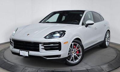 2024 Porsche Cayenne S Coupe