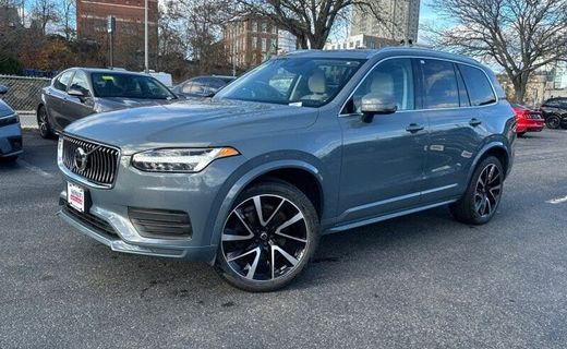 2020 Volvo XC90 Momentum