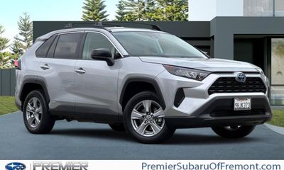 2022 Toyota RAV4 LE