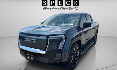 2025 GMC Sierra Denali