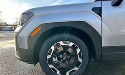 2024 Volkswagen Tiguan 4MOTION SE Black
