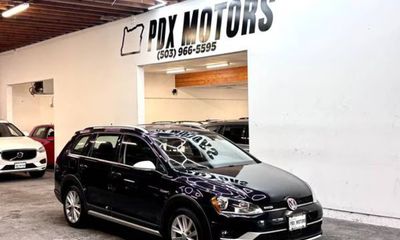 2017 Volkswagen Golf Alltrack S SE