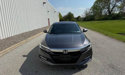 2019 Honda Accord Hybrid EX