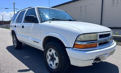 2003 Chevrolet Blazer LS