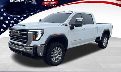 2025 GMC Sierra HD SLT
