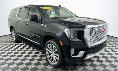 2023 GMC Yukon XL Denali