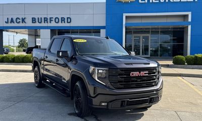 2025 GMC Sierra Elevation