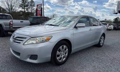 2011 Toyota Camry LE