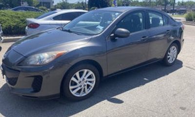 2012 Mazda MAZDA3 Touring GS