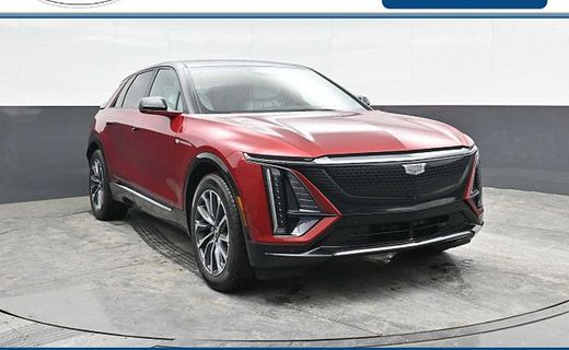 2025 Cadillac Lyriq Sport 1
