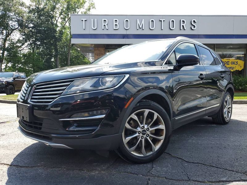 2015 Lincoln MKC — a typically priced live listing