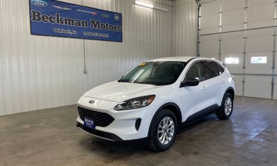2022 Ford Escape SE