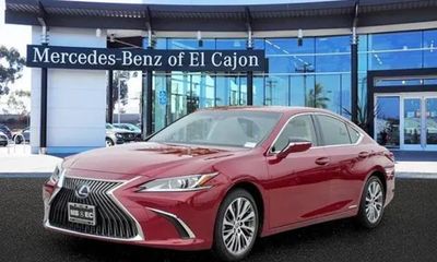 2019 Lexus ES 300H