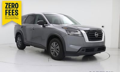 2025 Nissan Pathfinder S