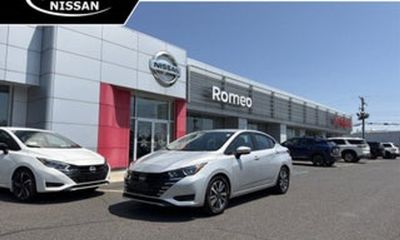 2023 Nissan Versa SV