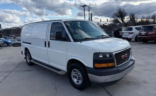 2017 GMC Savana 2500
