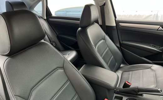 2015 Volkswagen Passat S