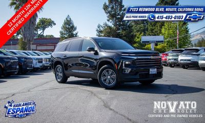 2025 Chevrolet Traverse LT