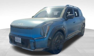 2024 Kia EV9 GT Line