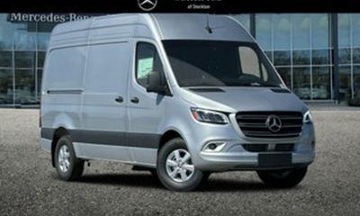 2025 Mercedes-Benz Sprinter 907 VS30