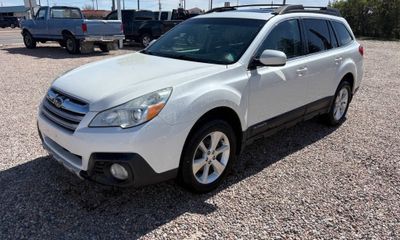 2014 Subaru Outback Limited CWP Navi