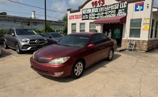 2005 Toyota Camry LE