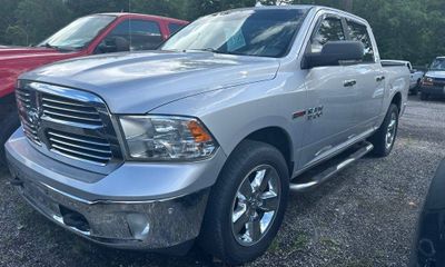 2016 Ram 1500 SLT