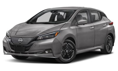 2024 Nissan Leaf SV