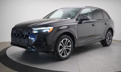2026 Audi Q7 Quattro Premium