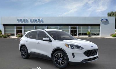 2022 Ford Escape SE Phev