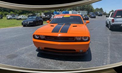 2012 Dodge Challenger SRT8