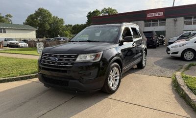 2017 Ford Explorer Base