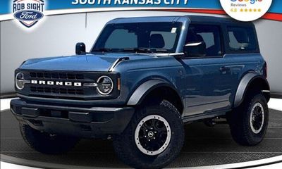 2025 Ford Bronco Base