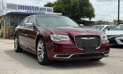2020 Chrysler 300 Touring