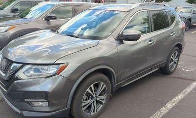 2019 Nissan Rogue SV