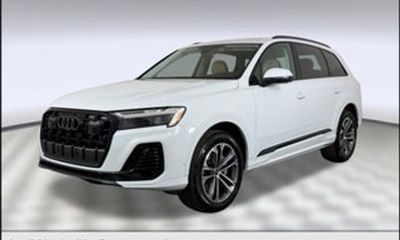 2024 Audi Q7 Quattro Premium Plus