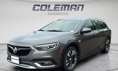 2019 Buick Regal Tourx Essence