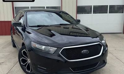 2017 Ford Taurus SHO