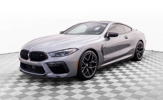 2023 BMW M8