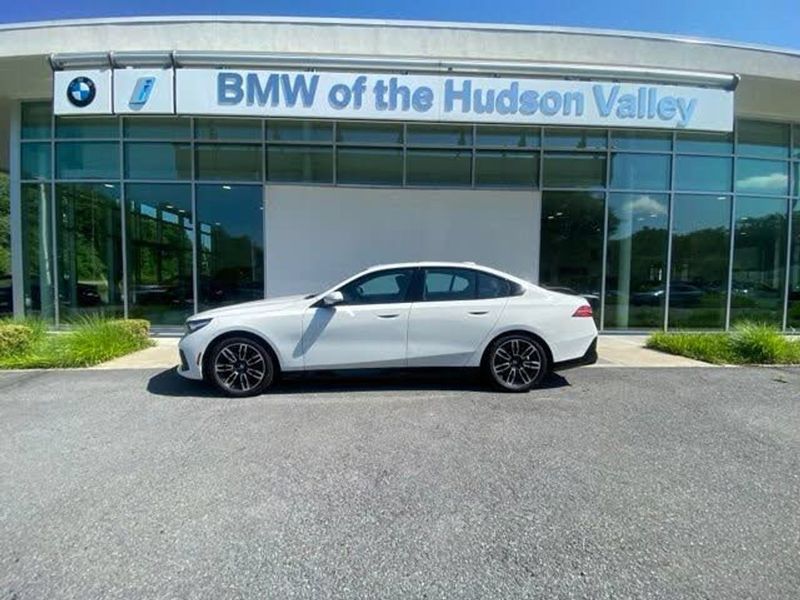 2024 Bmw 5 Series — a typically priced live listing