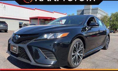 2020 Toyota Camry SE