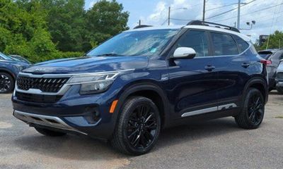 2022 Kia Seltos S Nightfall Edition