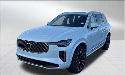 2026 Volvo XC90 Plus Bright
