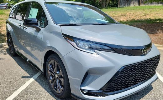 2026 Toyota Sienna XSE