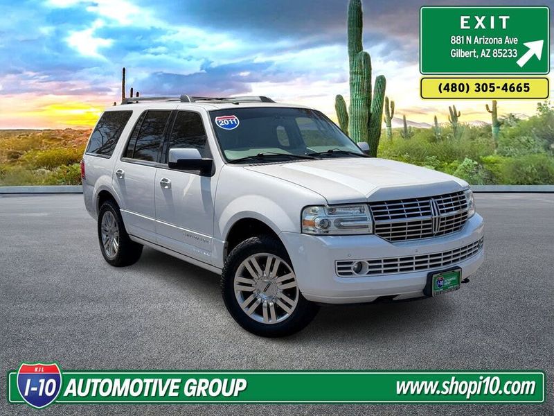 2011 Lincoln Navigator — a typically priced live listing