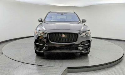 2020 Jaguar F-Pace Prestige