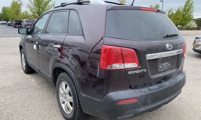 2011 Kia Sorento GL